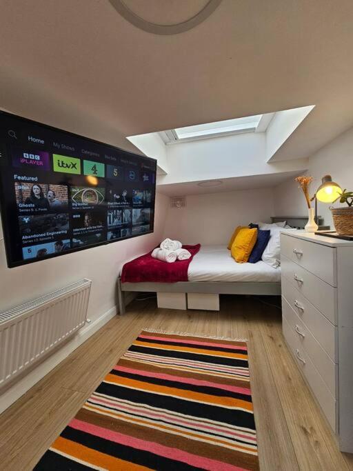 West Kensington Bright Flat Διαμέρισμα Λονδίνο Εξωτερικό φωτογραφία